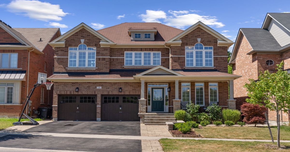 24 George Robinson Drive Brampton