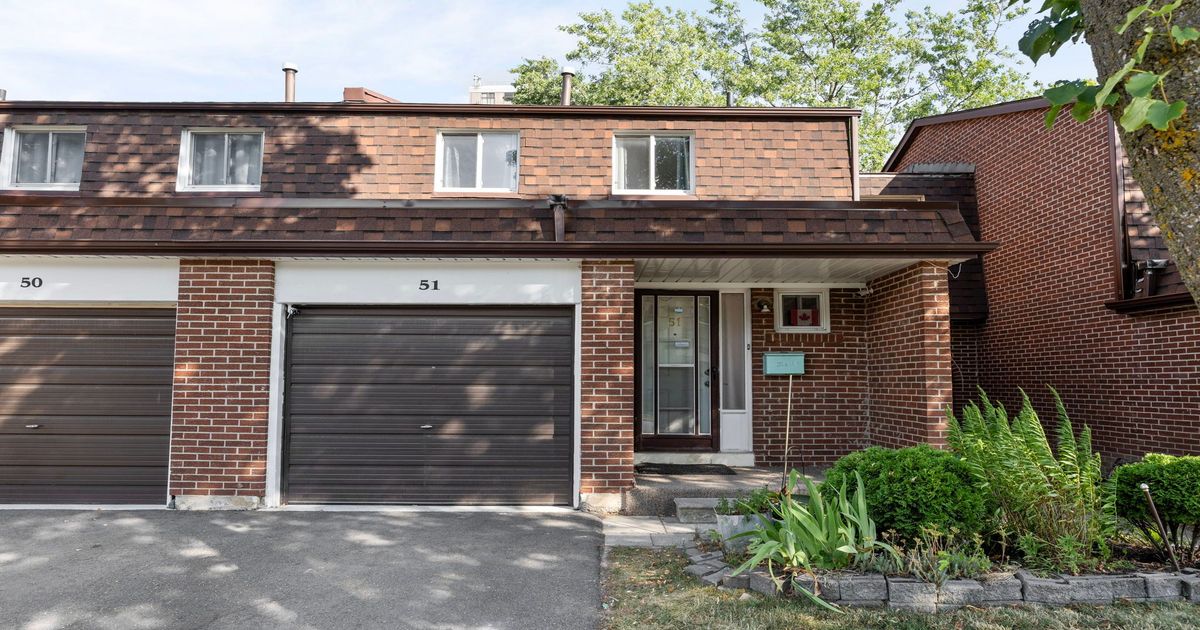 3025 Cedarglen Gate Mississauga