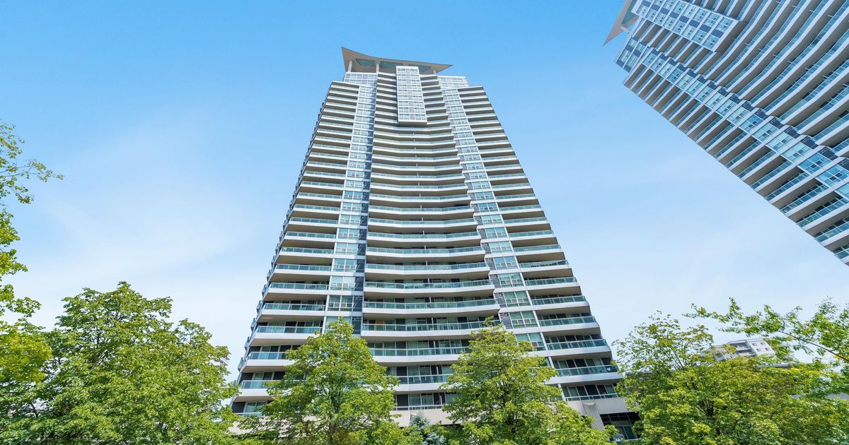 1 Elm Drive W Mississauga
