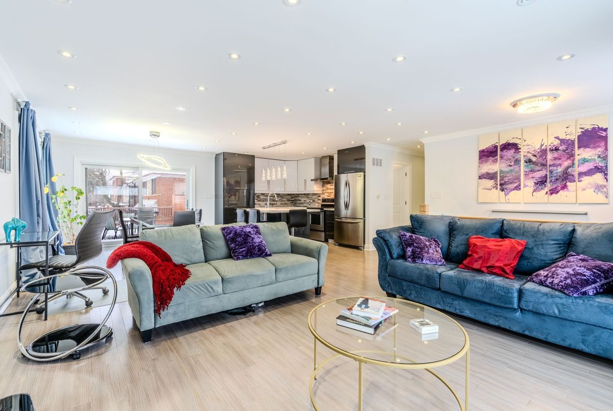 24 Paramount Court Toronto For Lease