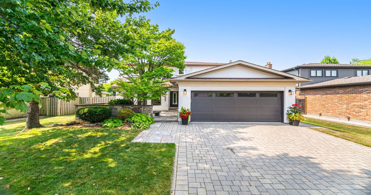 2357 Kenbarb Road Mississauga