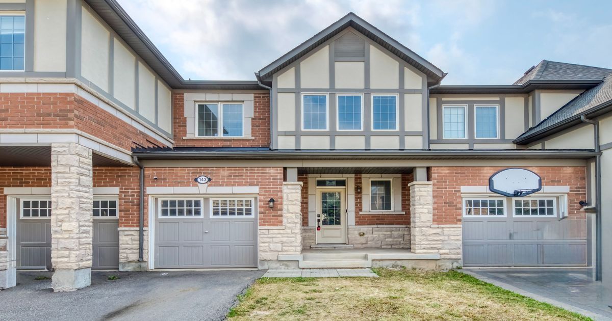142 Beaveridge Avenue Oakville