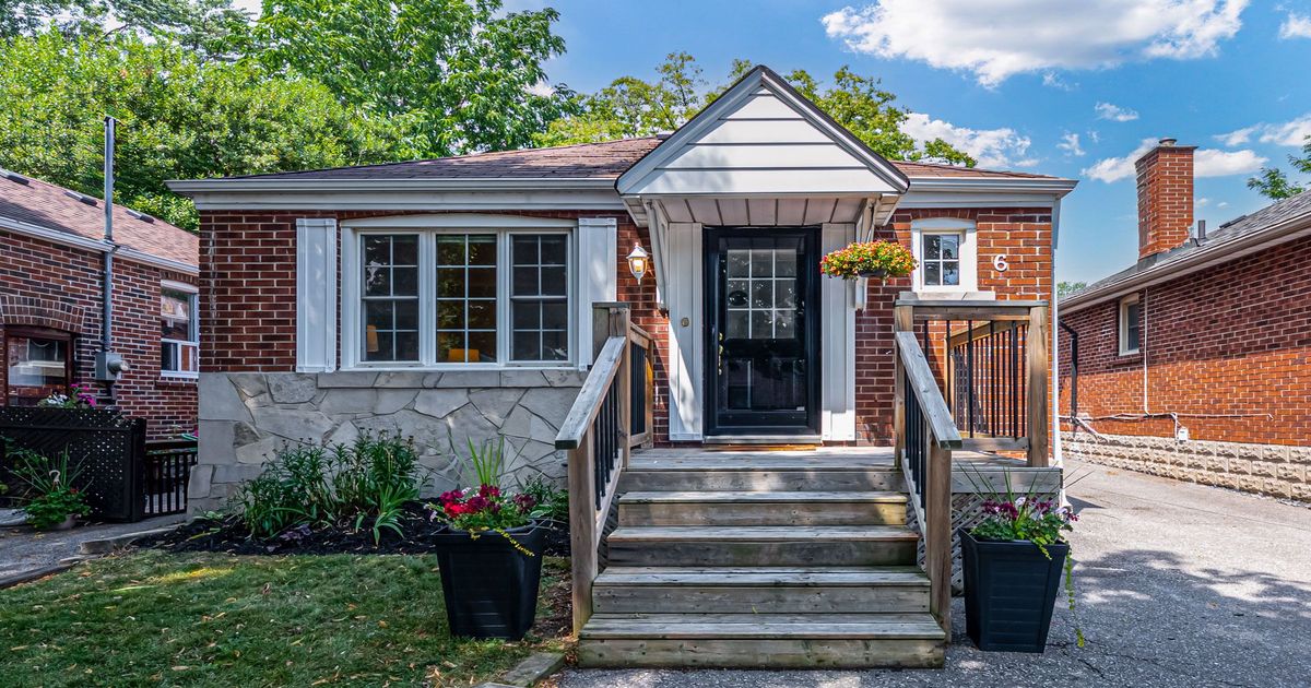 6 Struthers Street Toronto