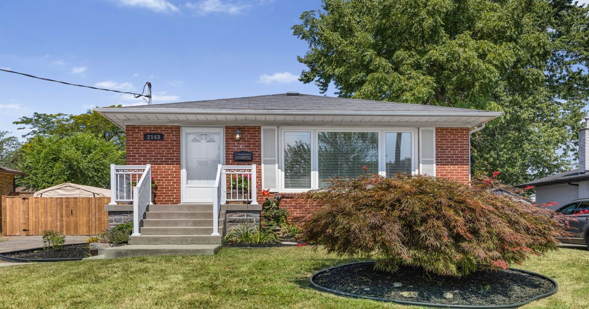 2143 Mountainside Drive Burlington