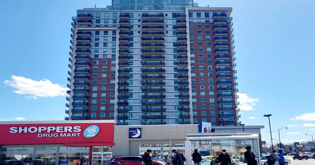 215 Queen Street E Brampton