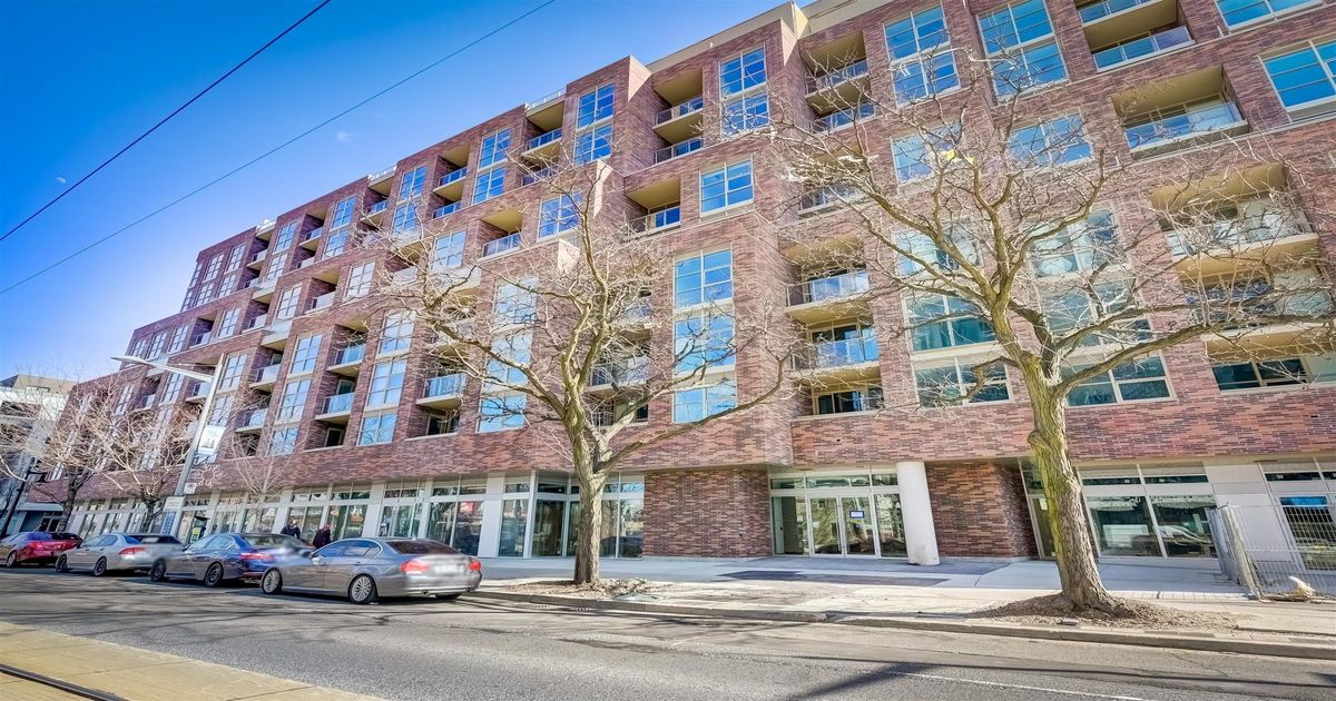 1787 St Clair Avenue W Toronto