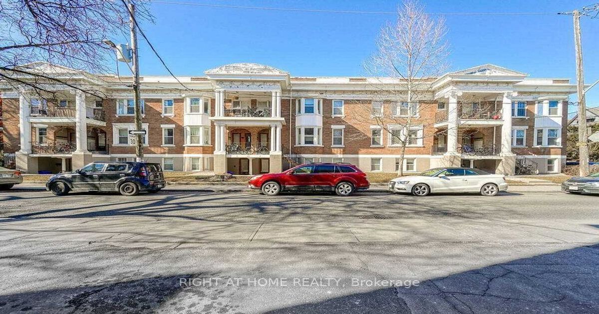 1317 King Street W Toronto