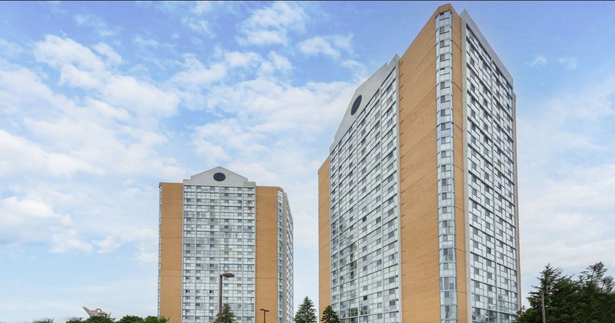 25 Trailwood Drive Mississauga