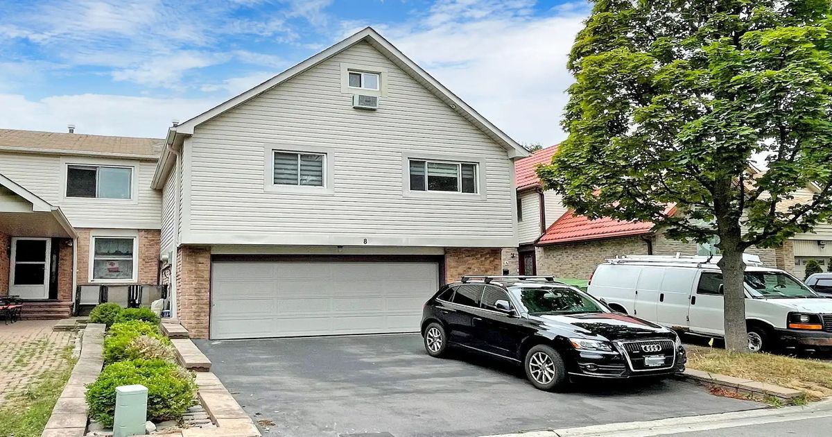 8 Newington Crescent Toronto