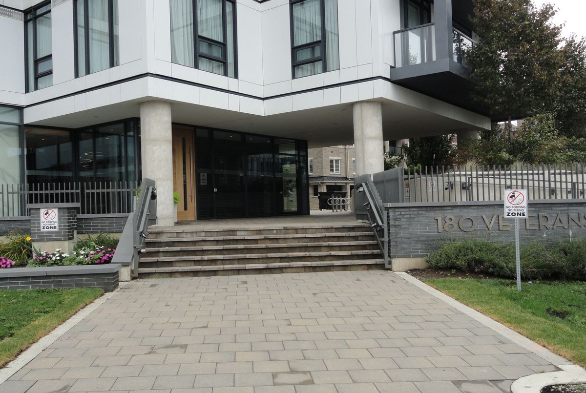 180 Veterans Drive Brampton 180 Veterans Drive Brampton