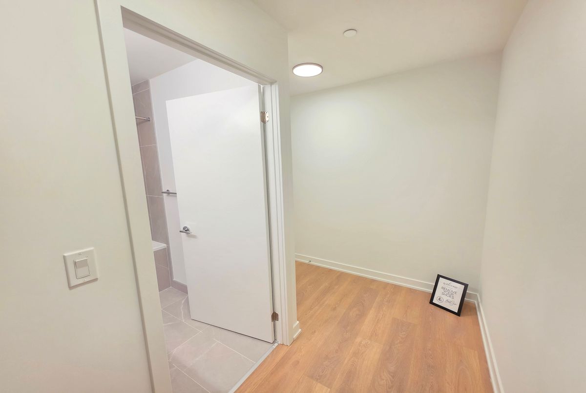 1037 The Queensway N/A Toronto 1037 The Queensway N/A Toronto