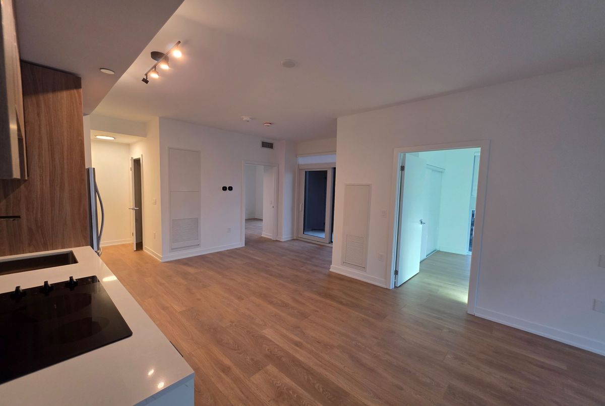 1037 The Queensway N/A Toronto 1037 The Queensway N/A Toronto