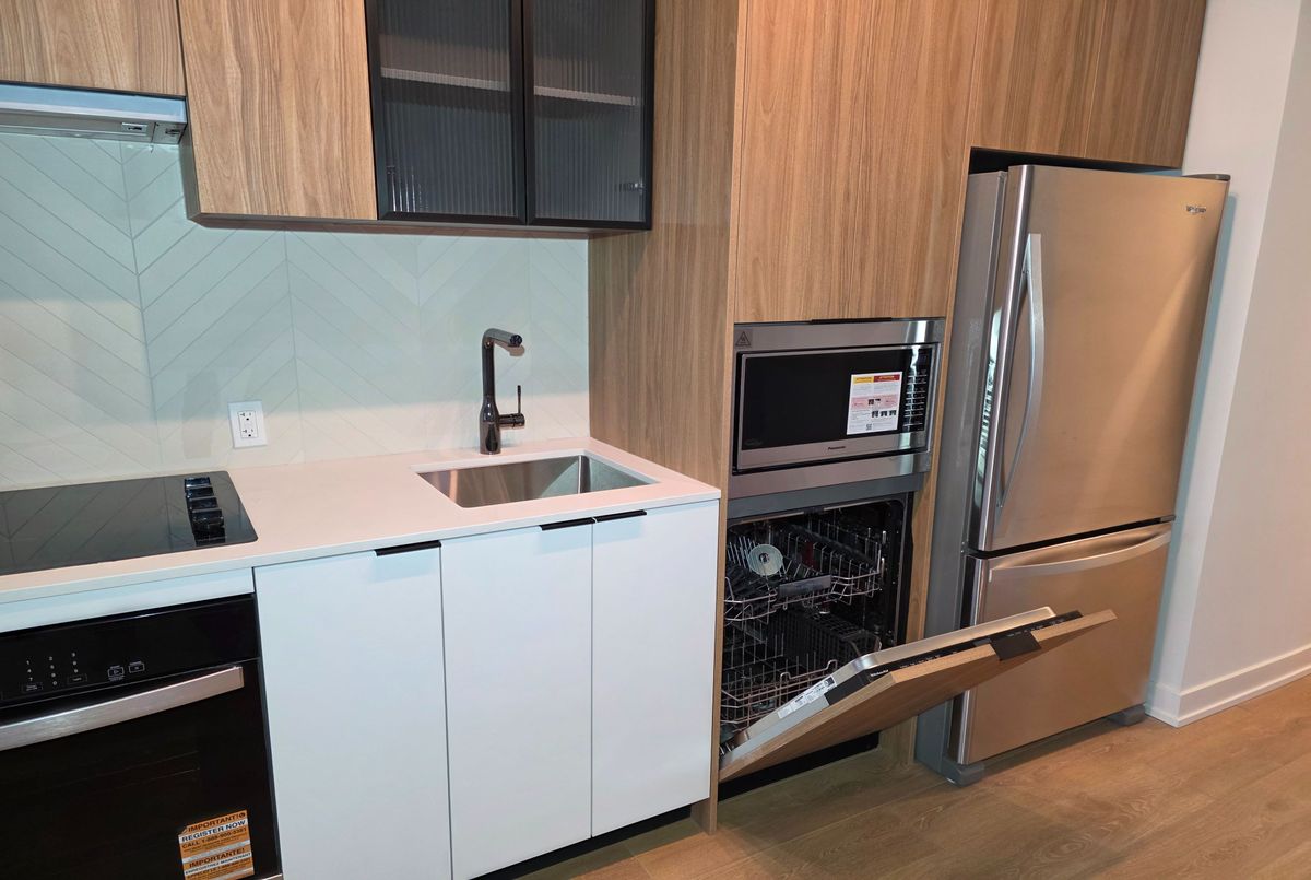 1037 The Queensway N/A Toronto 1037 The Queensway N/A Toronto