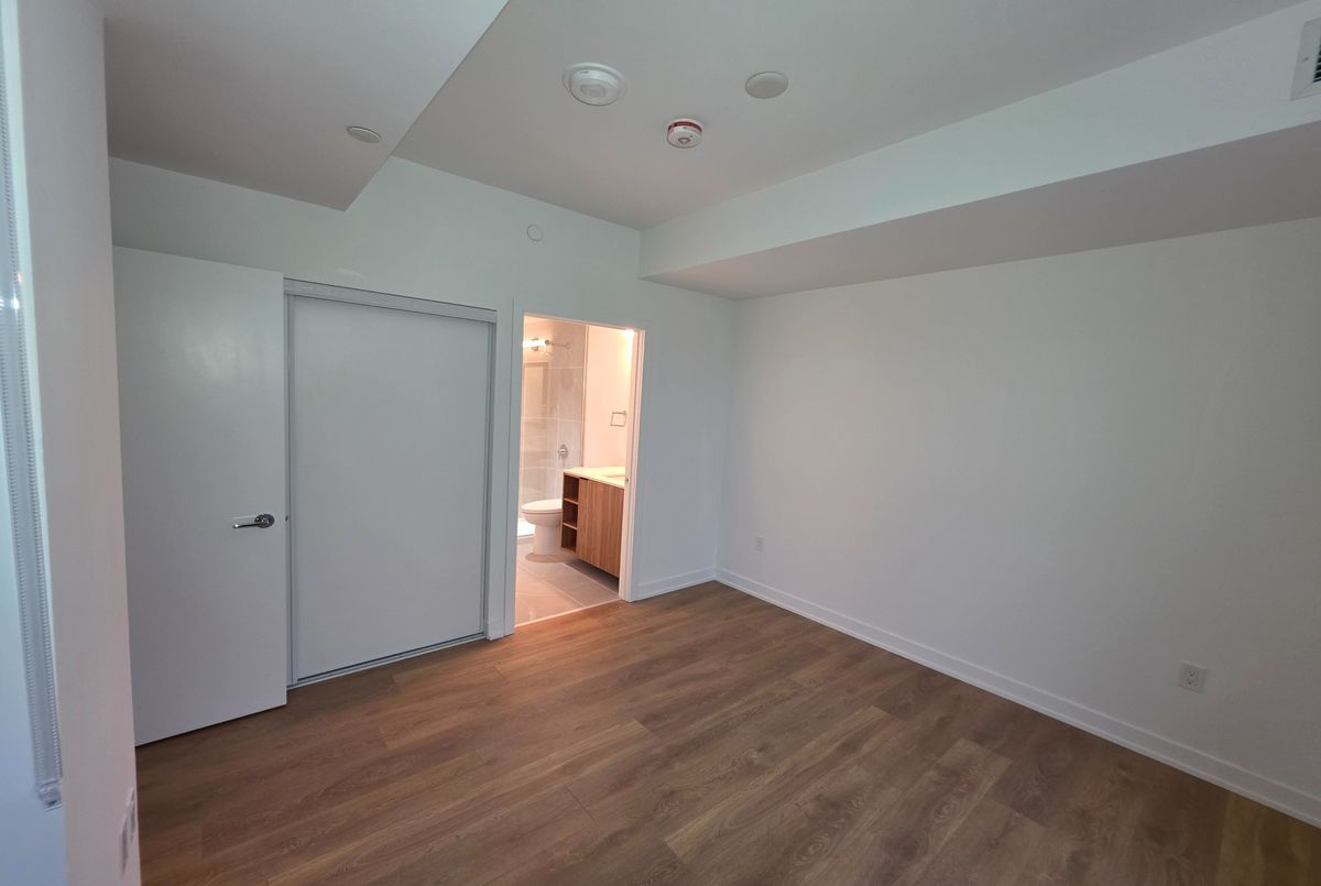 1037 The Queensway N/A Toronto 1037 The Queensway N/A Toronto