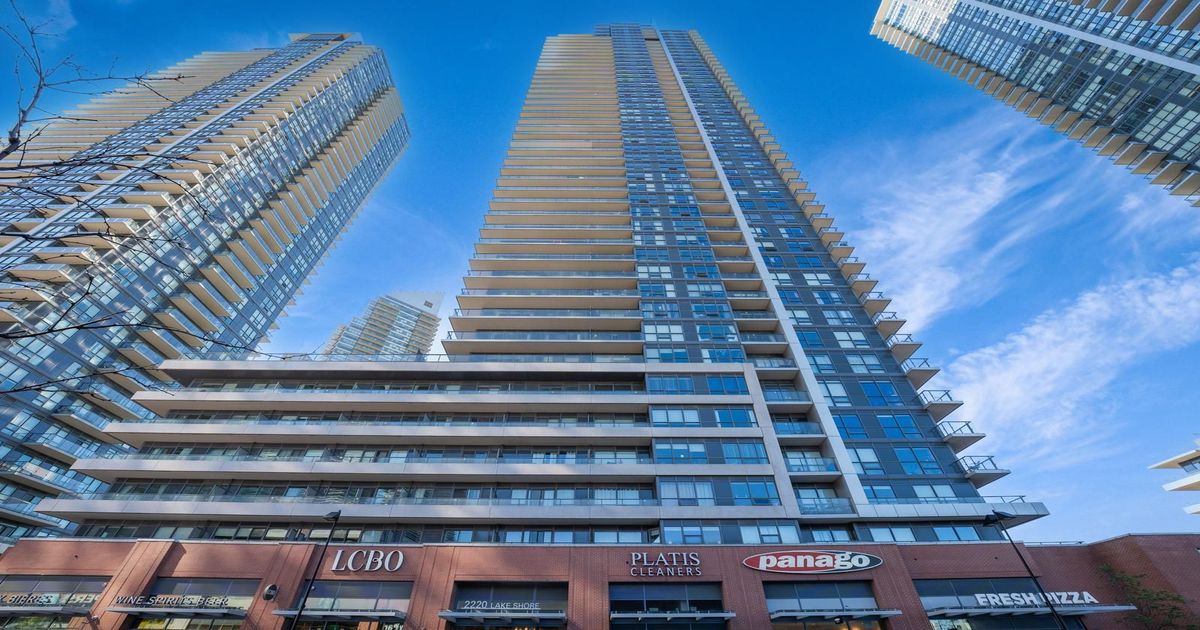 2220 Lake Shore Boulevard W Toronto