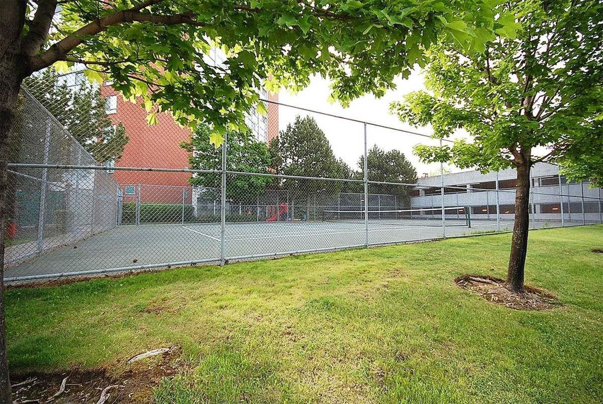 4205 Shipp Drive Mississauga 4205 Shipp Drive Mississauga