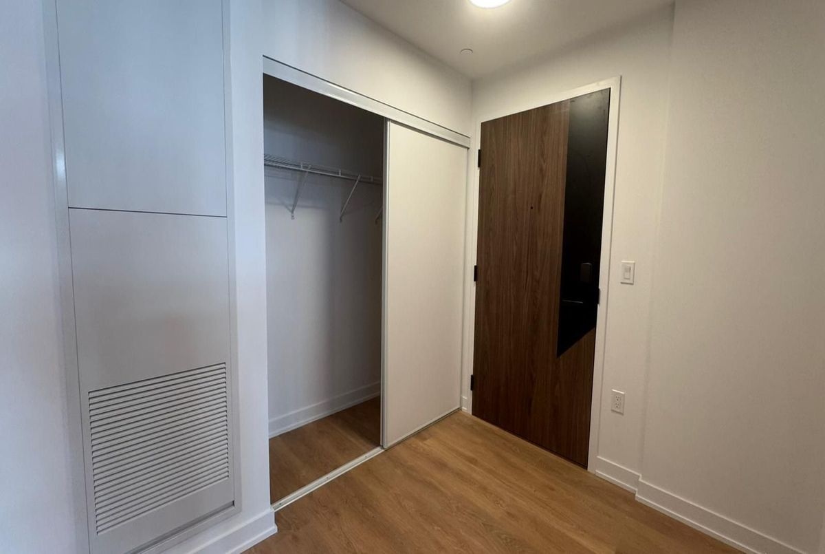 1037 Queensway N/A Toronto 1037 Queensway N/A Toronto