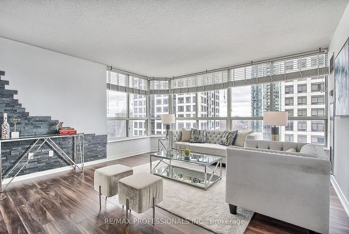 55 Elm Drive W Mississauga 55 Elm Drive W Mississauga