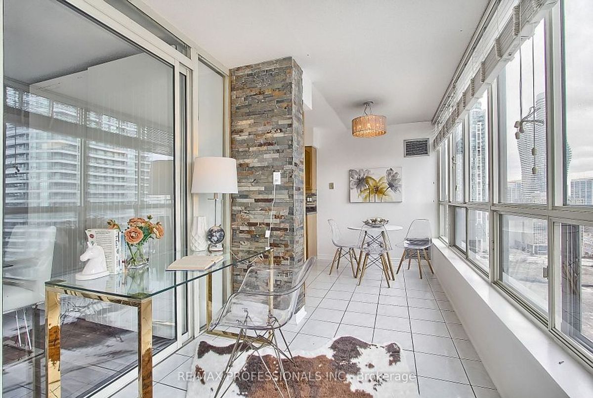 55 Elm Drive W Mississauga 55 Elm Drive W Mississauga