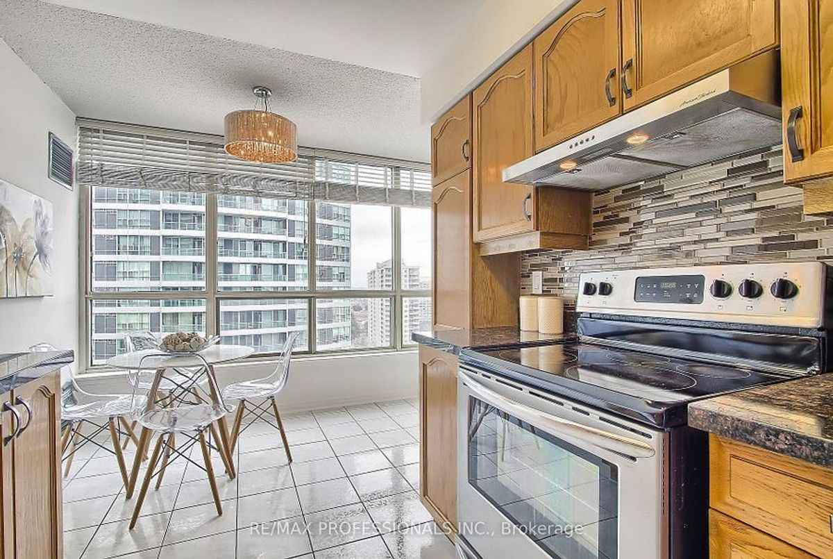 55 Elm Drive W Mississauga 55 Elm Drive W Mississauga