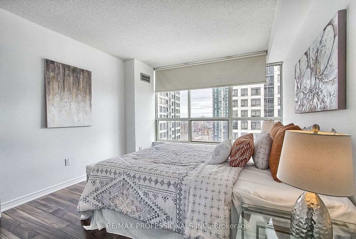 55 Elm Drive W Mississauga 55 Elm Drive W Mississauga