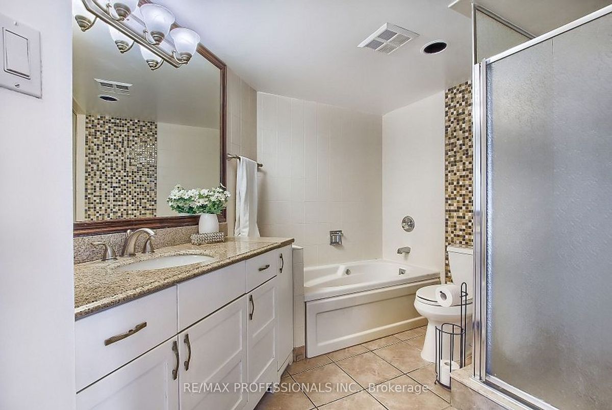 55 Elm Drive W Mississauga 55 Elm Drive W Mississauga