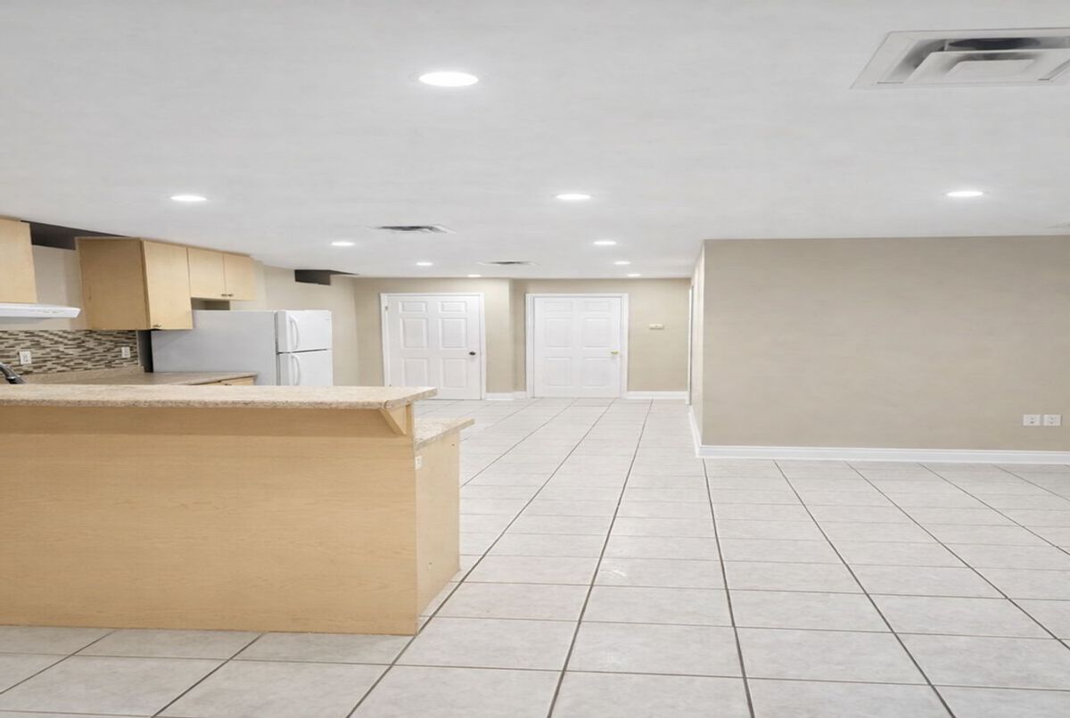 621 Dixon Road Toronto 621 Dixon Road Toronto