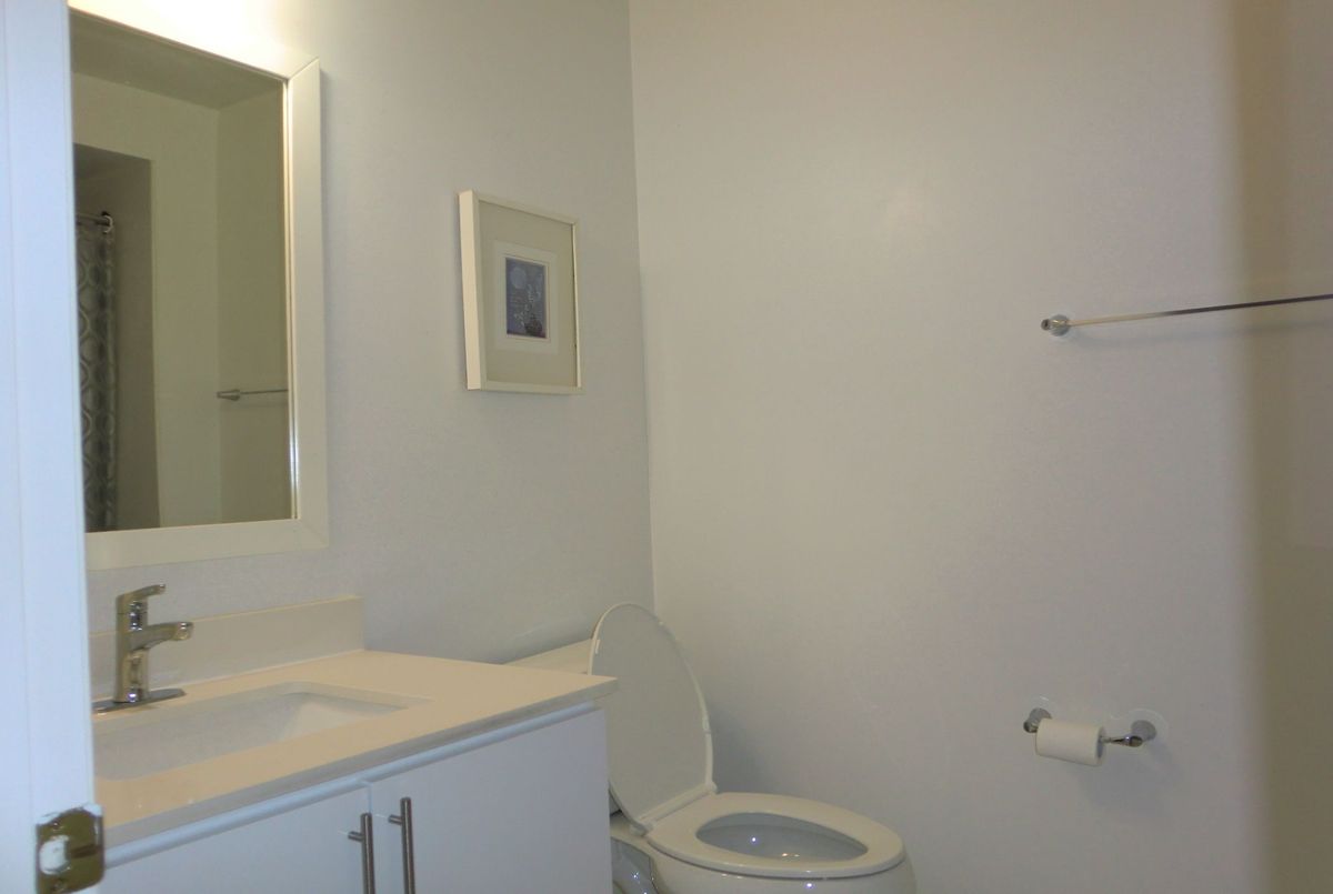 32 Leitch Avenue Toronto 32 Leitch Avenue Toronto