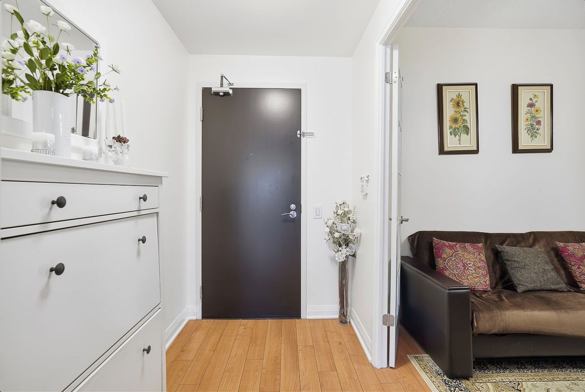 1 Valhalla Inn Road Toronto 1 Valhalla Inn Road Toronto