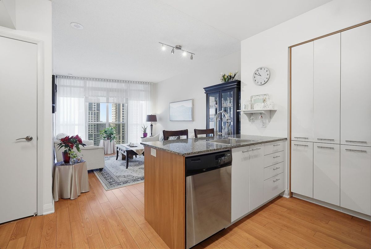 1 Valhalla Inn Road Toronto 1 Valhalla Inn Road Toronto