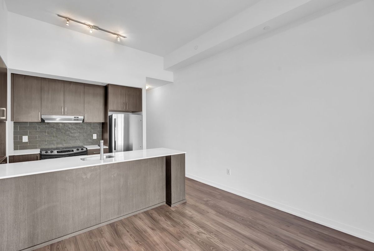 2560 Eglinton Avenue W Mississauga 2560 Eglinton Avenue W Mississauga