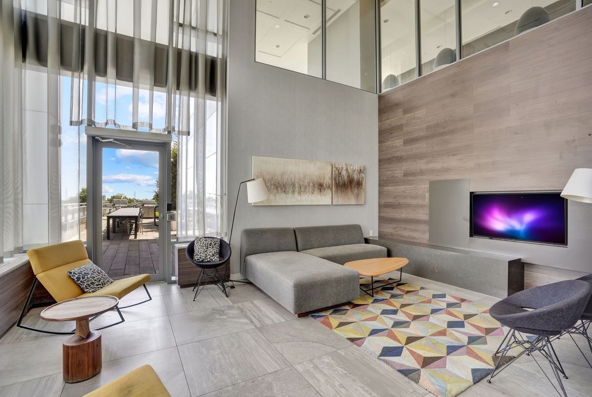 2560 Eglinton Avenue W Mississauga 2560 Eglinton Avenue W Mississauga