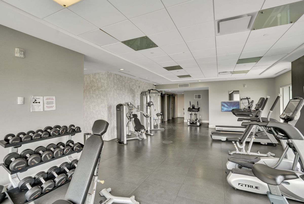 2560 Eglinton Avenue W Mississauga 2560 Eglinton Avenue W Mississauga