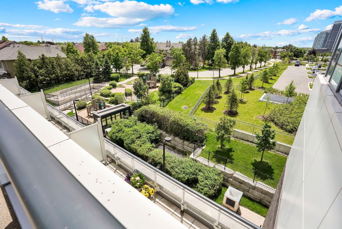 2560 Eglinton Avenue W Mississauga 2560 Eglinton Avenue W Mississauga