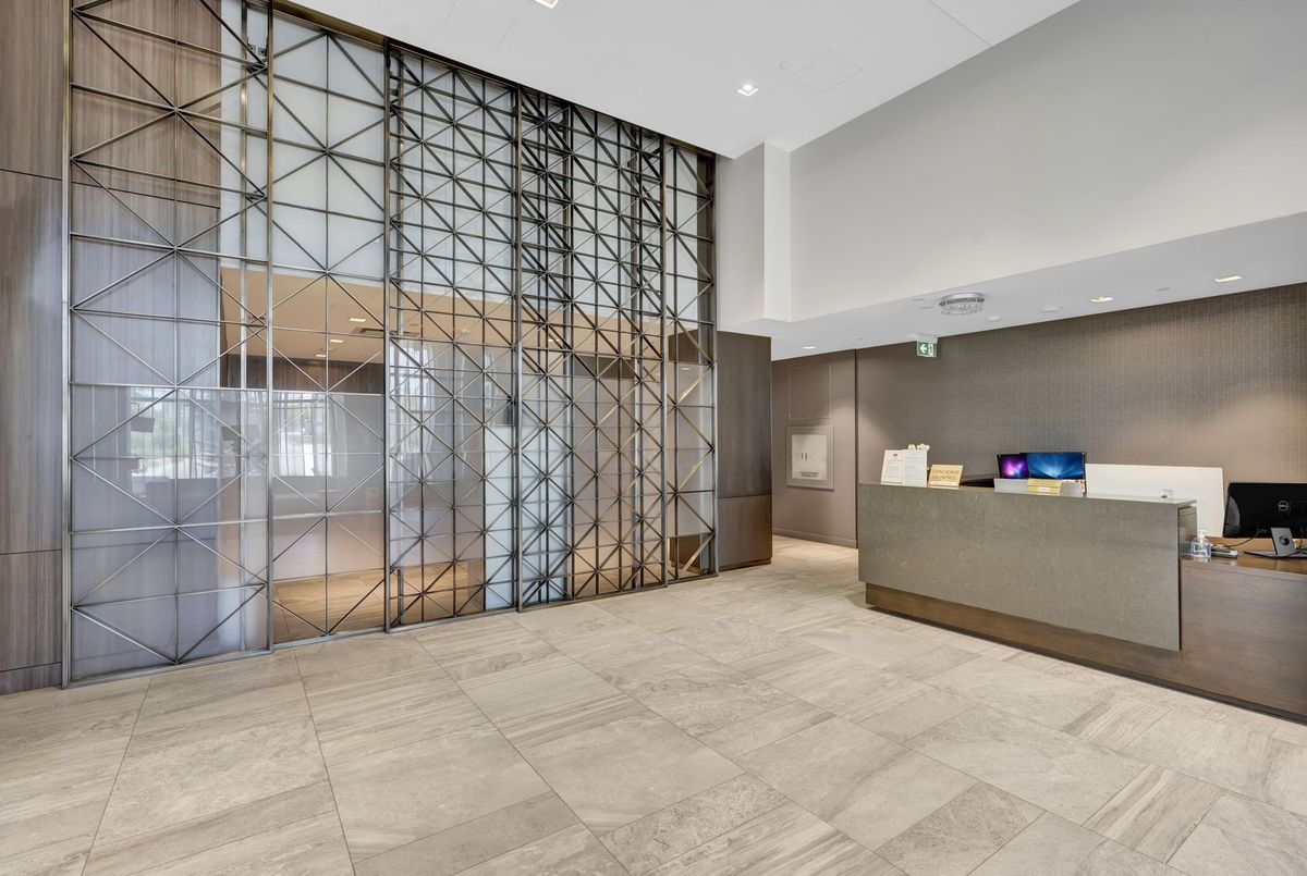 2560 Eglinton Avenue W Mississauga 2560 Eglinton Avenue W Mississauga