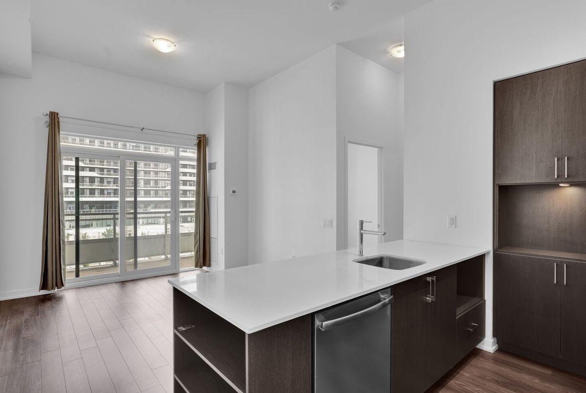 2560 Eglinton Avenue W Mississauga 2560 Eglinton Avenue W Mississauga