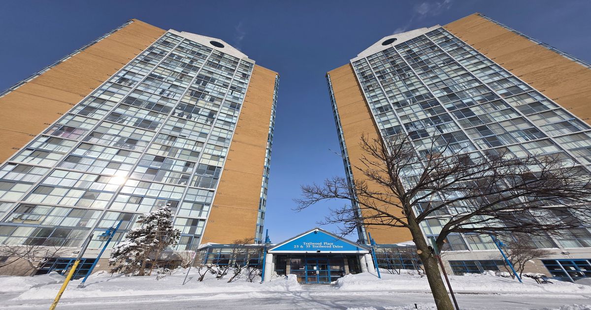 25 Trailwood Drive Mississauga