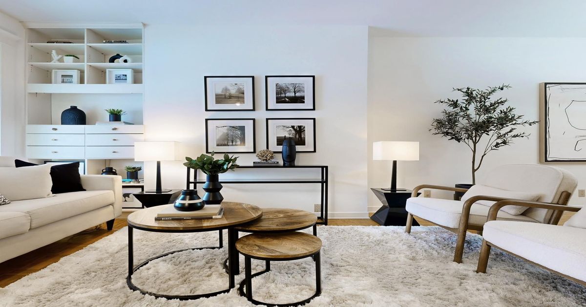 242 Delaware Avenue Toronto