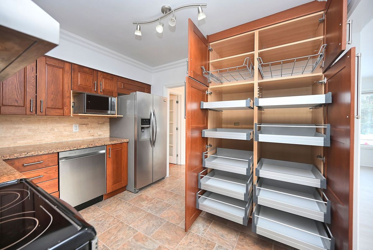 76 Eldomar Avenue Brampton 76 Eldomar Avenue Brampton