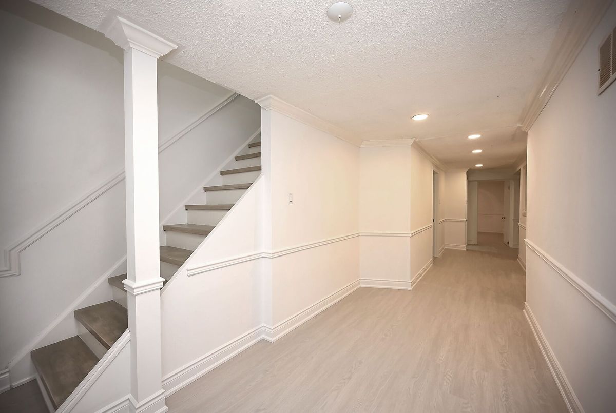 76 Eldomar Avenue Brampton 76 Eldomar Avenue Brampton