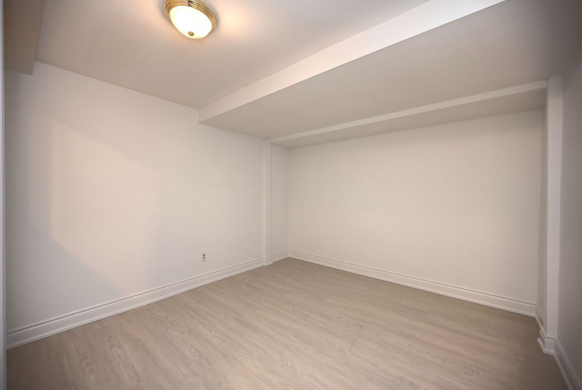 76 Eldomar Avenue Brampton 76 Eldomar Avenue Brampton