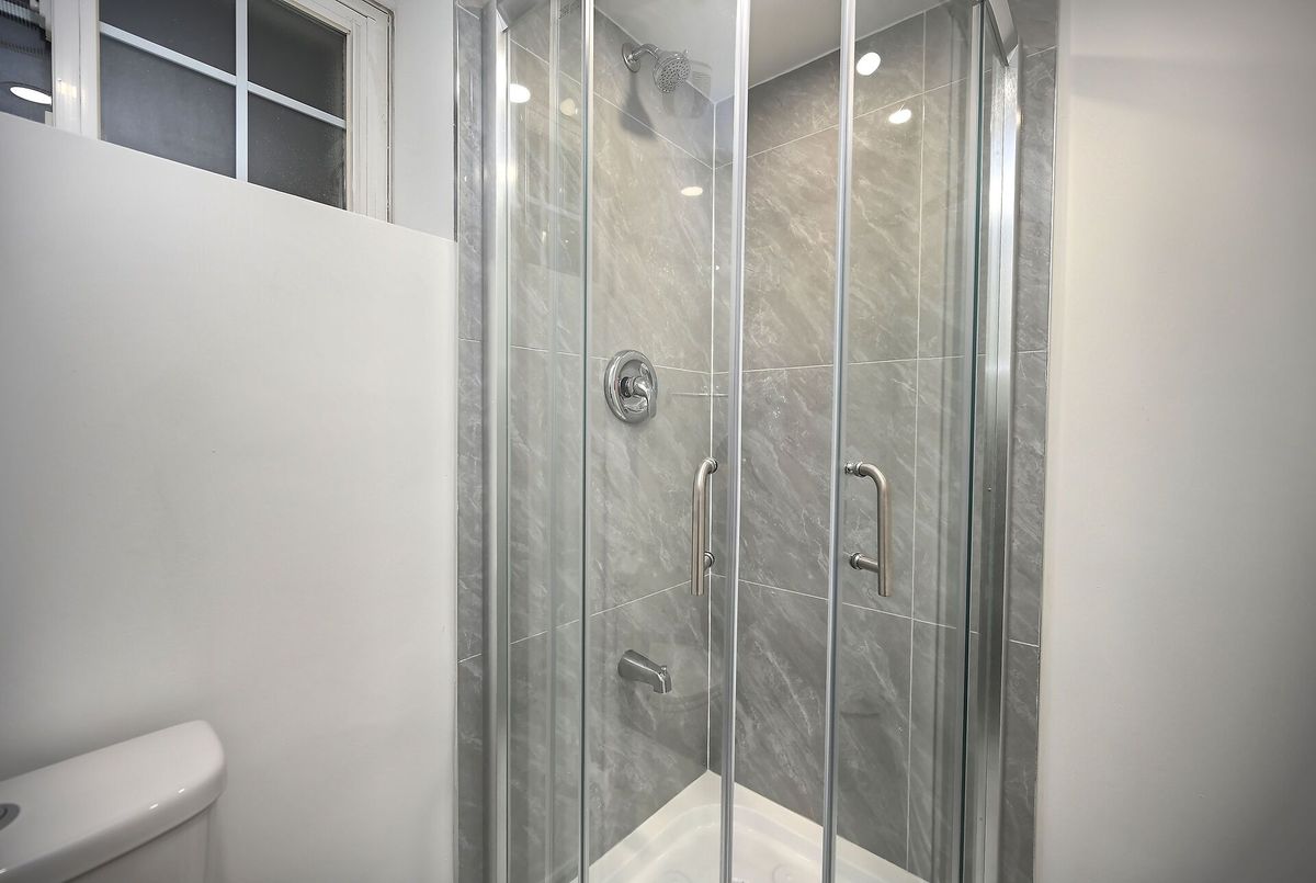 76 Eldomar Avenue Brampton 76 Eldomar Avenue Brampton