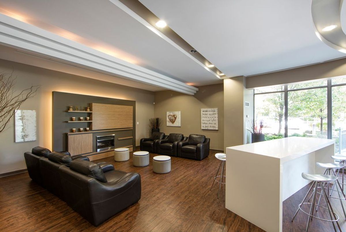 5191 Dundas Street W Toronto 5191 Dundas Street W Toronto