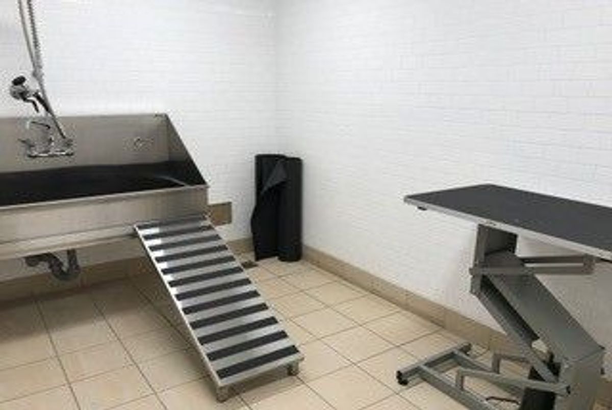 5191 Dundas Street W Toronto 5191 Dundas Street W Toronto