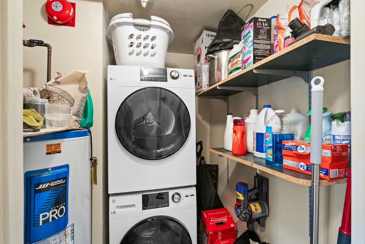 5090 Pinedale Avenue Burlington 5090 Pinedale Avenue Burlington