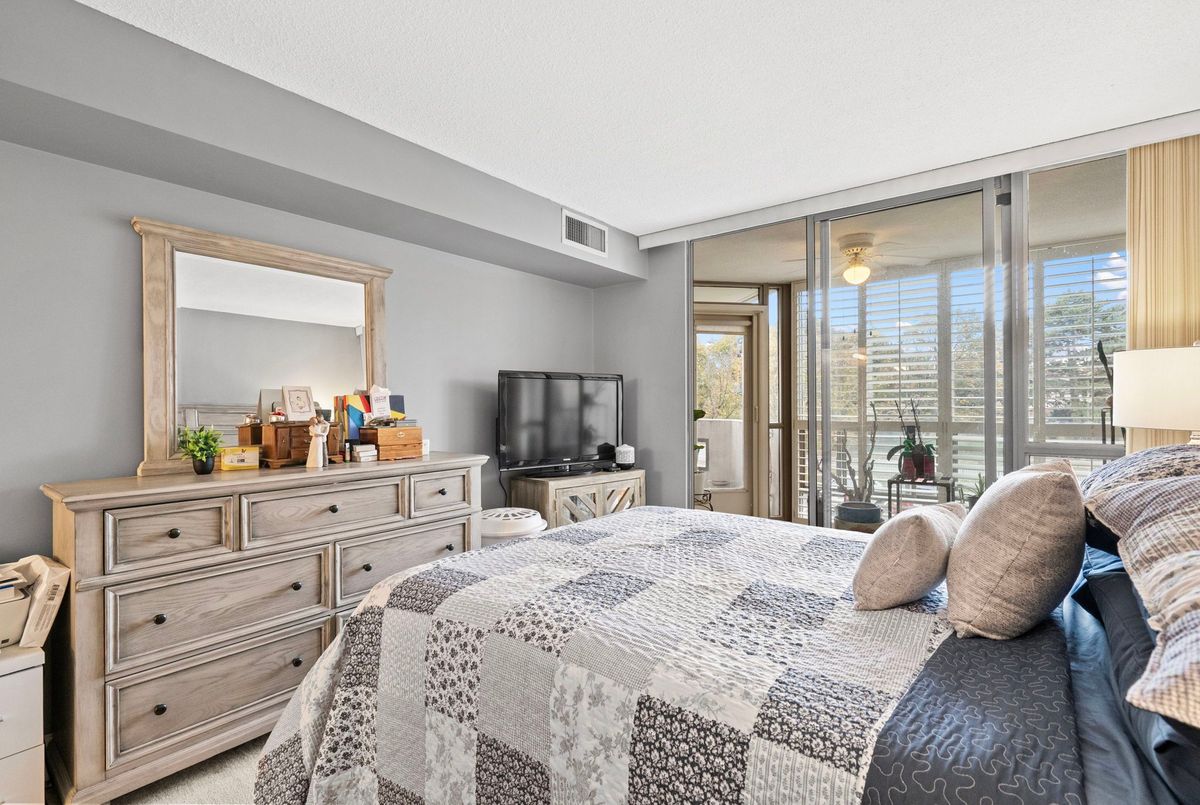 5090 Pinedale Avenue Burlington 5090 Pinedale Avenue Burlington