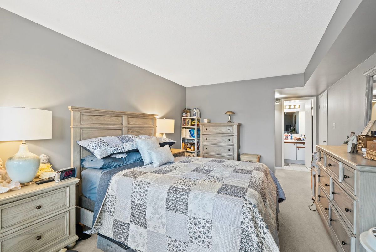 5090 Pinedale Avenue Burlington 5090 Pinedale Avenue Burlington