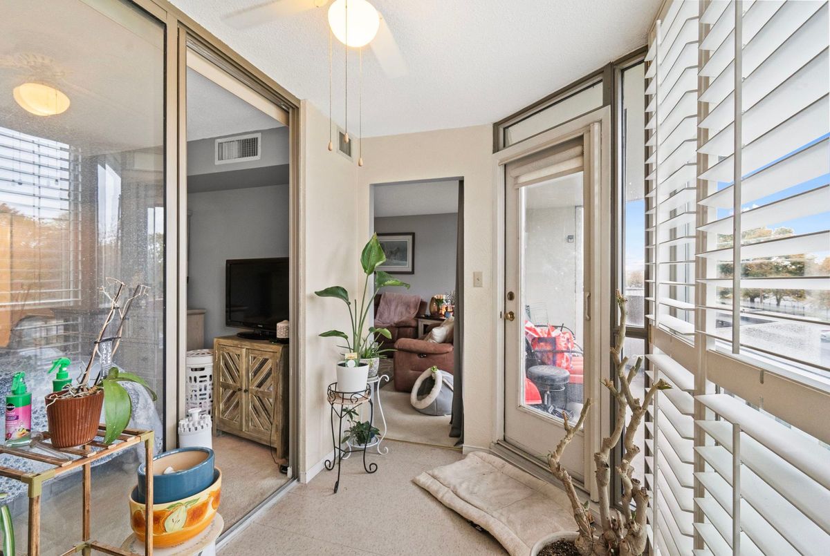 5090 Pinedale Avenue Burlington 5090 Pinedale Avenue Burlington