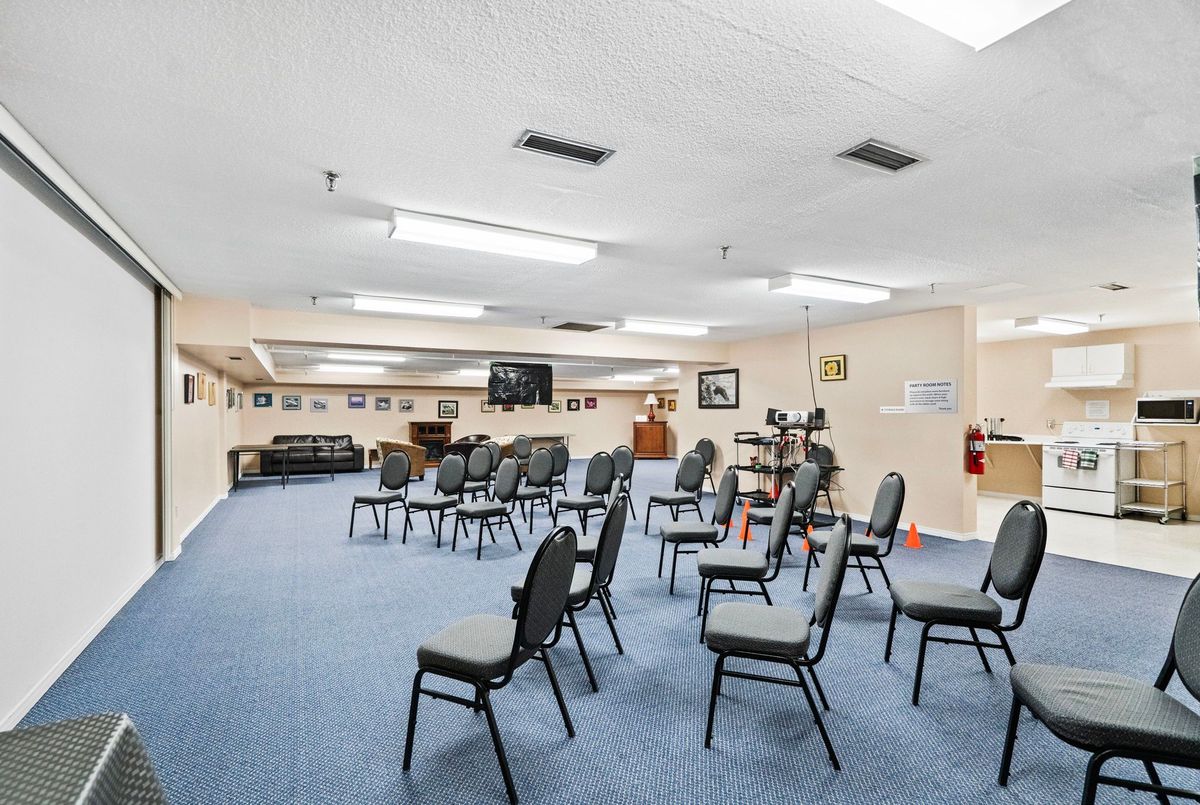 5090 Pinedale Avenue Burlington 5090 Pinedale Avenue Burlington