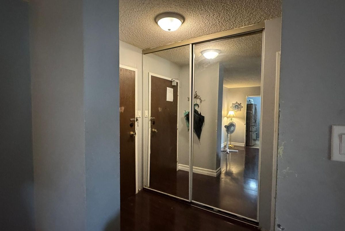 2929 Aquitaine Avenue Mississauga 2929 Aquitaine Avenue Mississauga